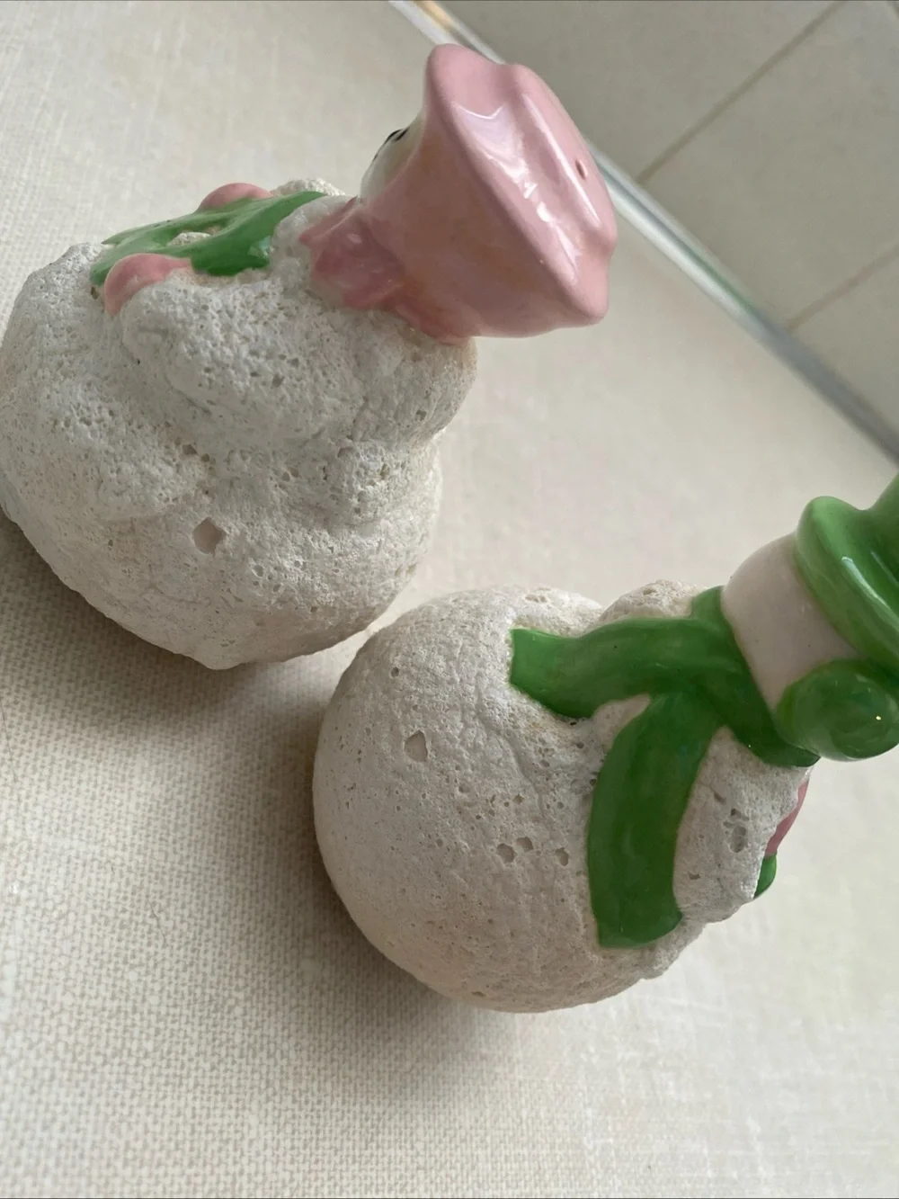 Delia Signed Vintage‎ Snowman Woman Salt And Pepper Shakers Pink & Green